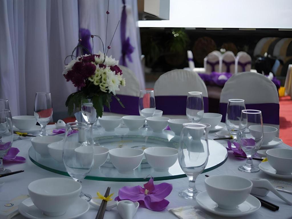 Kaya Hotel Tuy Hoa Extérieur photo