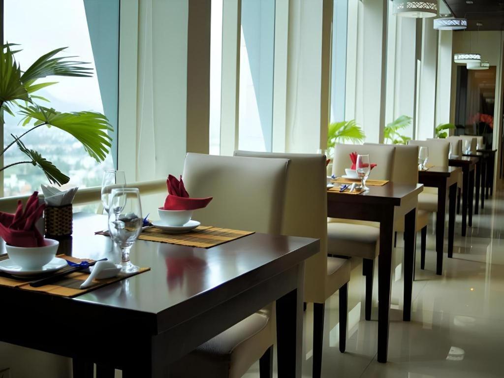 Kaya Hotel Tuy Hoa Extérieur photo