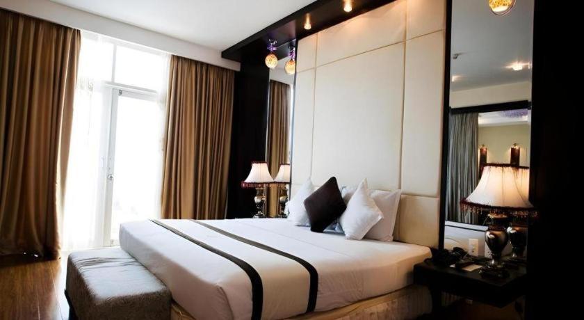 Kaya Hotel Tuy Hoa Extérieur photo